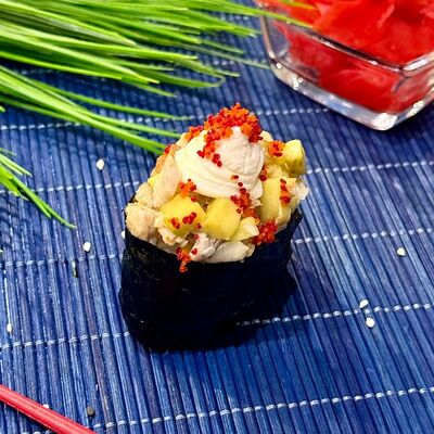 Гункан сливочный с угрем в Уфтанма по цене 229 ₽