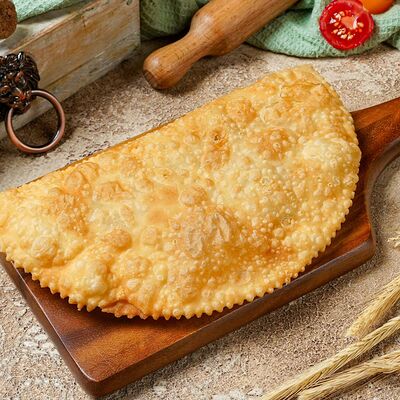 Чебурек с мясом в Чашма по цене 145 ₽