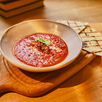 Томатный суп со сливками и беконом в Geografia по цене 435 ₽