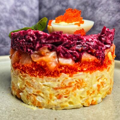 Лосось под шубой в Сытый гусь по цене 570 ₽