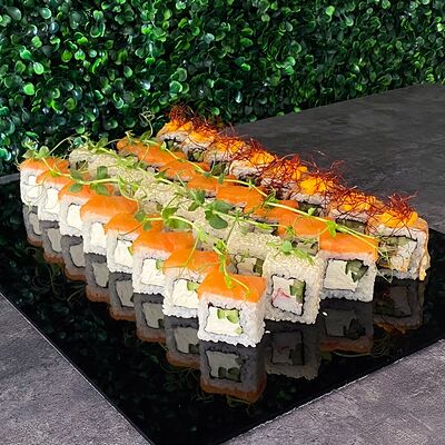 Филадельфия сет в Sushi adler по цене 2749 ₽