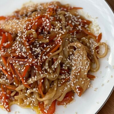 Вок с курицей в Собрание по цене 420 ₽