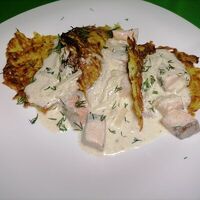 Драники с лососем в Pitstop