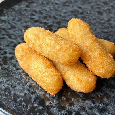 Сырные палочки в Mozza Pizza по цене 380 ₽