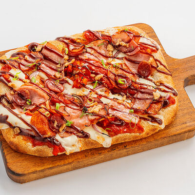 Пицца BBQ в Morricone pizza & wine по цене 890 ₽