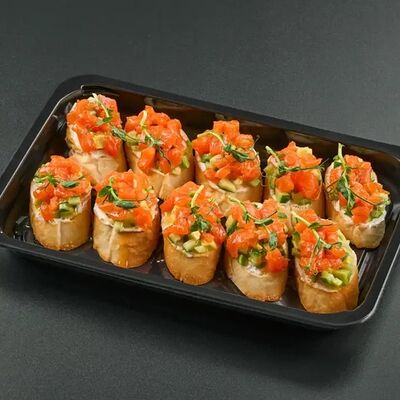 Брускетты мини в ассортименте №10 в Holiday Keytering по цене 1990 ₽