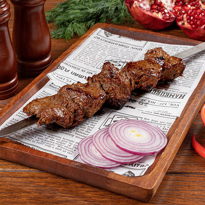 Шашлык из говяжьей мякоти в TeaRoom по цене 1104 ₽