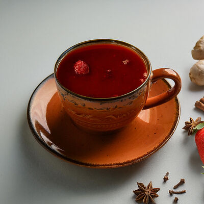 Чай клубничный в Сейчас по цене 270 ₽