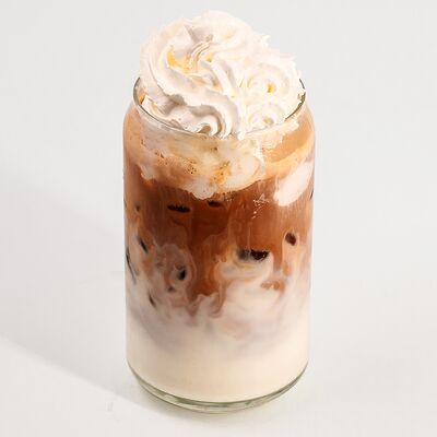 Глясе в Кофейня Кофеинка по цене 475 ₽