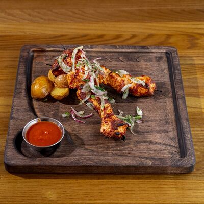 Шашлык из индейки в Хосперкафе бульвар по цене 950 ₽