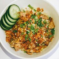 Жареный рис со свининой в Нэм Фо