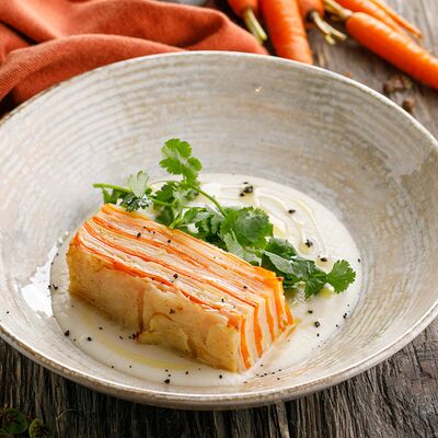 Овощной гратен с кремом из корня сельдерея в Пряности & Радости на Васильевском по цене 350