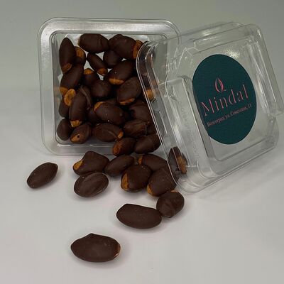 Миндаль в бельгийском шоколаде в Mindal store&cafe по цене 550 ₽