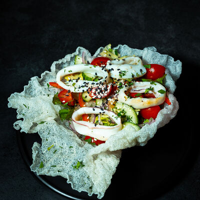 Корейский салат с кальмаром в Честнок по цене 450 ₽