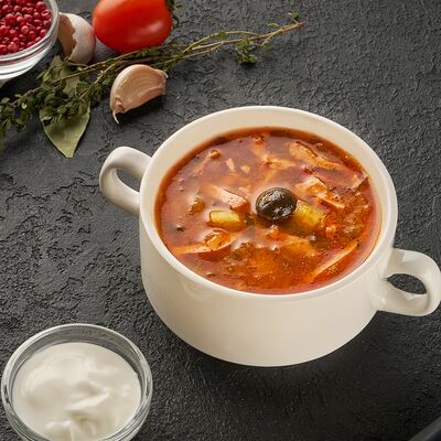 Солянка со сметаной в Хмель и солод по цене 349 ₽