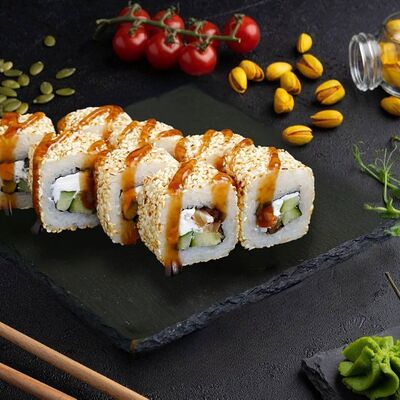 Ролл Вкусный угорь тануки в Веселый Самурай Sushi Premium по цене 847 ₽