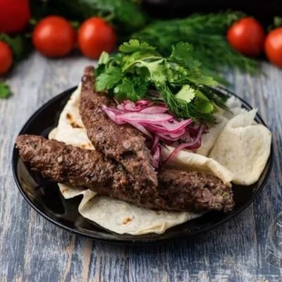 Люля-кебаб из говядины 200г в PANORAMA по цене 680 ₽