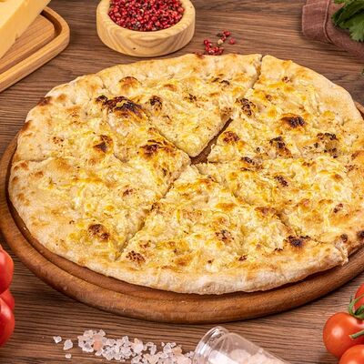 Д. Фокачча с пармезаном и чесноком в Шашлычная на Холме по цене 365 ₽