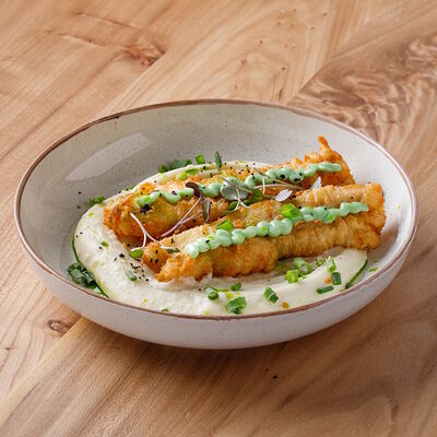 Филе пангасиуса в хрустящей корочке с пюре и соусом васаби в ПуриПури по цене 480 ₽