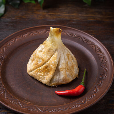 Хинкали с говядиной жареные 3 шт в Хинкальная Сациви по цене 300 ₽