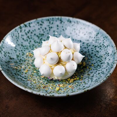 Десерт Павловав Doge по цене 380 ₽