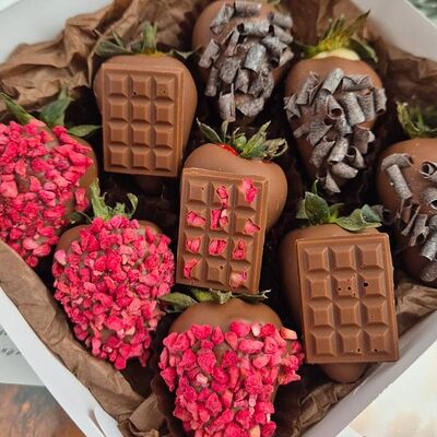 Клубника в шоколаде Гармония SS в Strawberry Мастерская клубники в шоколаде по цене 3000 ₽