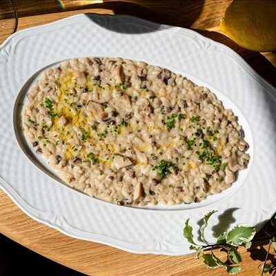 Ризотто с белыми грибами в Omela по цене 1825 ₽