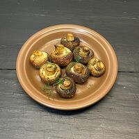 Шампиньоны на углях в Ели мясо мужики