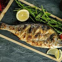 Дорадо на мангале в ТОПОР