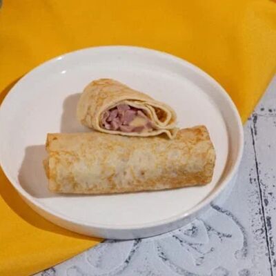 Блинчики с ветчиной и сыром в Пекарня Буханка по цене 345 ₽