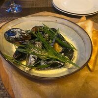 Мидии в раковинах в Экватор