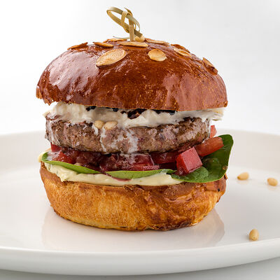 Бургер Буррата в Udcкафе Upside Down Cake по цене 590 ₽