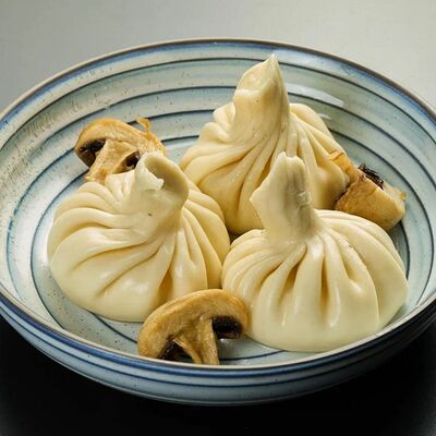 Хинкали картофель и грибы в Ваш лаваш по цене 510 ₽