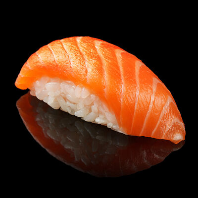 Суши лосось в Дракон по цене 180 ₽