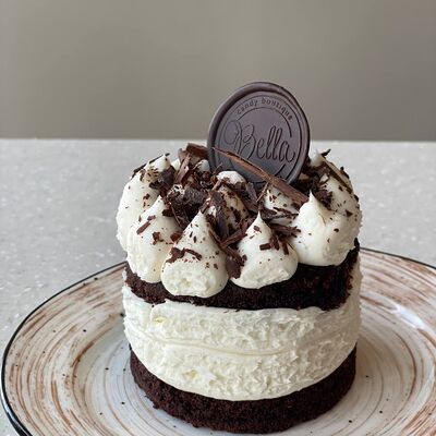 Пирожное Банановый рай в Bella Chiglintseva по цене 475 ₽