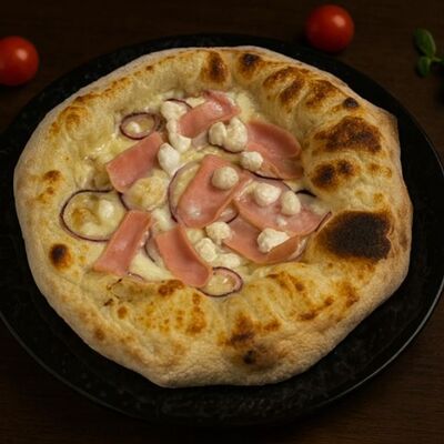 Пицца Цыпленок-фета в Кабуки по цене 870 ₽