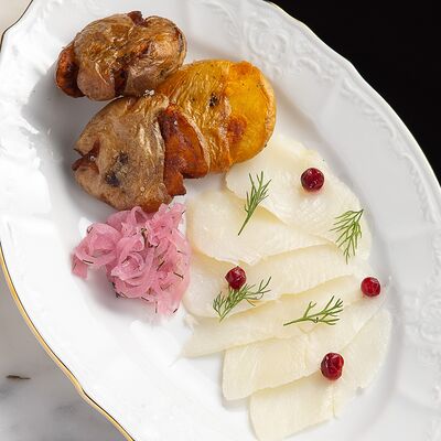 Палтус холодного копчения с картофелем в Chopbbq по цене 620 ₽