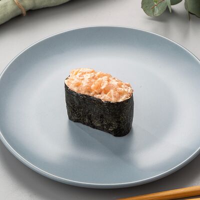 Острые с лососем в Суши хит по цене 329 ₽