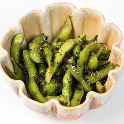 Эдамаме с трюфелем в Osteria Amici по цене 590 ₽