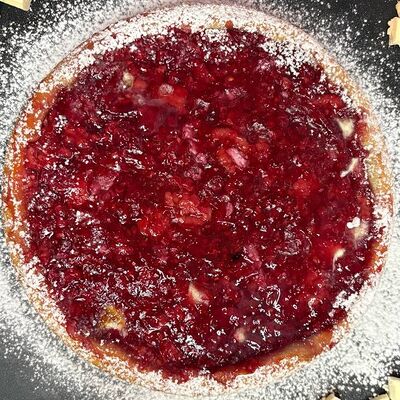 Малиновый с белым шоколадом (пирог) в Barbara Пироги/Пицца/Роллы по цене 1140 ₽