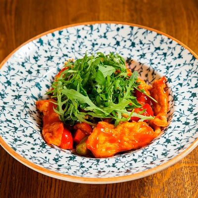 Салат с индейкой и авокадо в Вах!Хинкали по цене 720 ₽