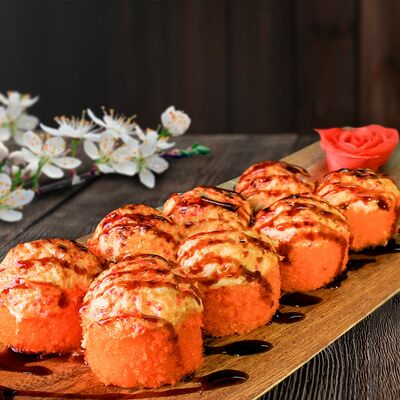 Запеченный ролл с Курицей в Вкусные Суши Premium по цене 528