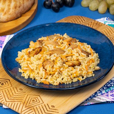 Плов с курицей в Доступная кофейня Подорожник по цене 220 ₽