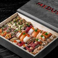 Gift box (medium) в Medusa by Novikov