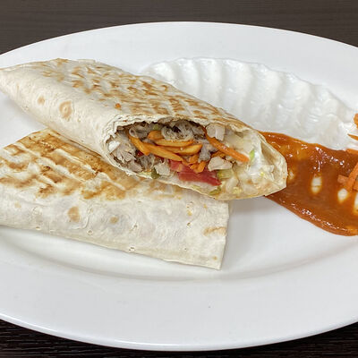 Шаурма вегетарианская в лаваше в Armud Kebab по цене 202 ₽