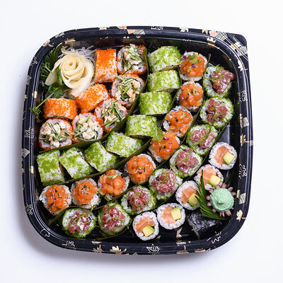 Праздничный сет в Under the sea по цене 5060 ₽