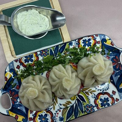 Хинкали свинина-говядина в Кинза по цене 360 ₽