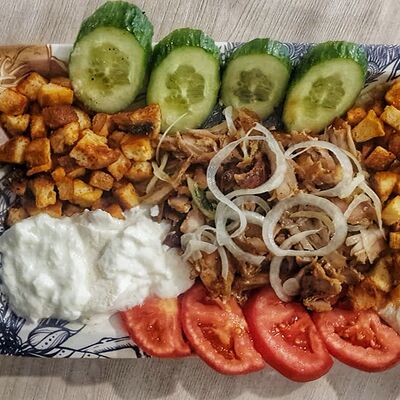 Искендер-кебаб в Жаримварим по цене 627 ₽