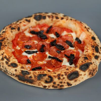 Пеперони, дорблю и вяленая слива в Napoli Italian bistro по цене 650 ₽