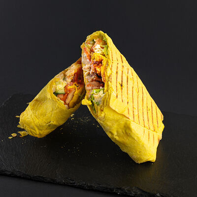 Шаурма куриная Острая в Мангал мастер по цене 390 ₽